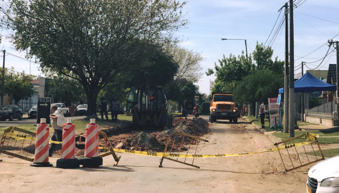Demoras en obras de Av. Salto y Juncal perjudican a comerciantes