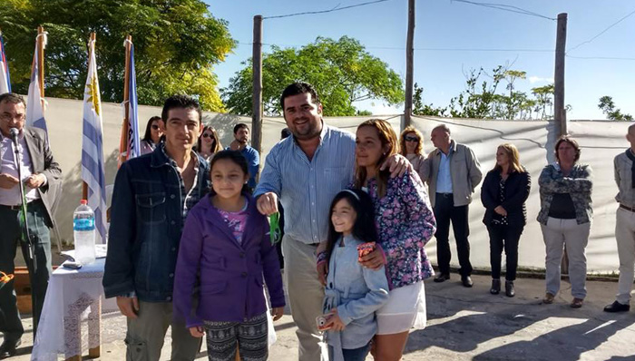 Entrega de viviendas Mevir en Orgoroso