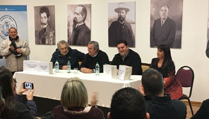 En Paysandú, Larrañaga sumó 10.000 firmas a la campaña “Vivir sin miedo”