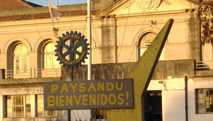 Se analizará pedido de apoyo a proveedores para revista, por parte del intendente de Paysandú