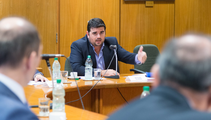 A partir de la convocatoria del Dip. Nicolás Olivera, la Com. de Asuntos Internacionales recibió al Min. Nin Novoa por situación en Venezuela