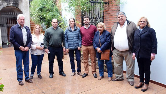 La Lista 51 sigue sumando referentes; nueve ediles departamentales anunciaron su apoyo a las precandidaturas de Larrañaga y Olivera