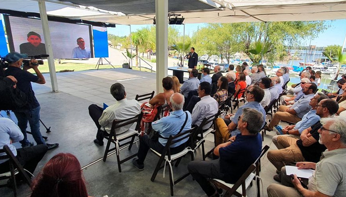 Presentación oficial del proyecto Masterplan, que elaborará la empresa internacional OMA en la costa de Paysandú