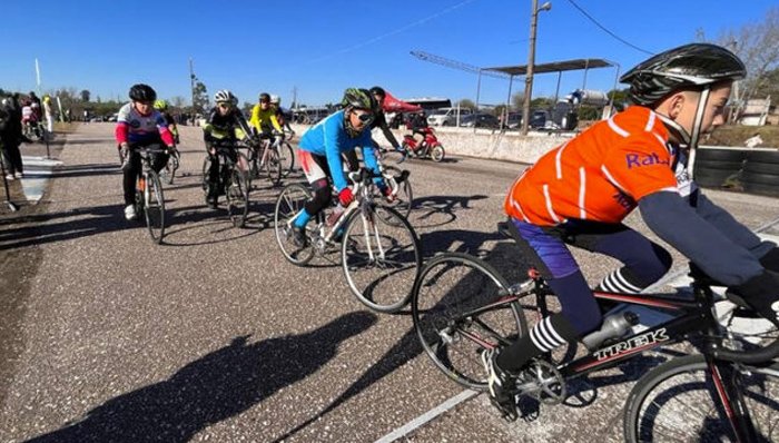 El Campeonato Nacional del Codecam volvió a Paysandú de la mano de la Intendencia Municipal y de la Escuela que dirige Milton Wynants