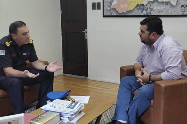 El intendente Olivera se reunió con el director nacional de Bomberos, Ricardo Riaño