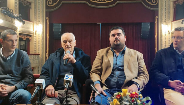 Reabre un remozado Teatro Florencio Sánchez